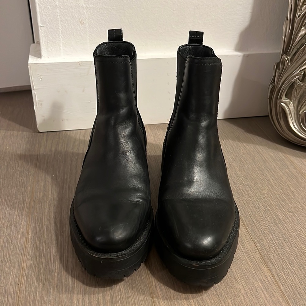 Sam Edelman Waterproof slip on boots. Size 7.